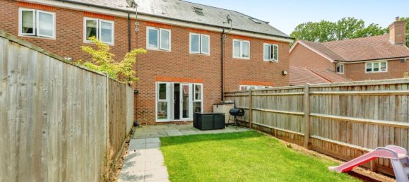 3 bedrooms Townhouse in Crawley, United Kingdom No. 10691 54