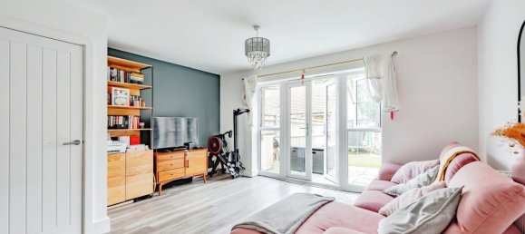 3 bedrooms Townhouse in Crawley, United Kingdom No. 10691 18