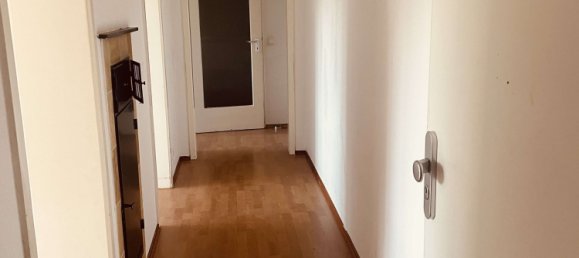 4 rooms Apartment in Ludwigsburg, Germany No. 111296 3