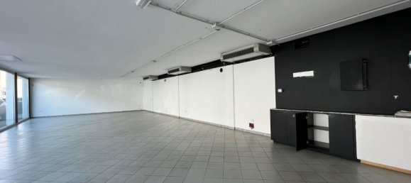 Propriété commerciale à Empoli, Italy 220m² No. 119845 2