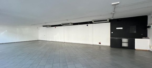 Propriété commerciale à Empoli, Italy 220m² No. 119845 4