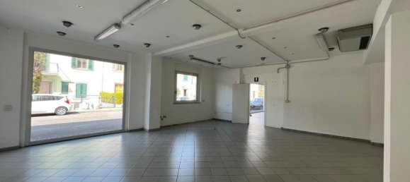 Propriété commerciale à Empoli, Italy 220m² No. 119845 9