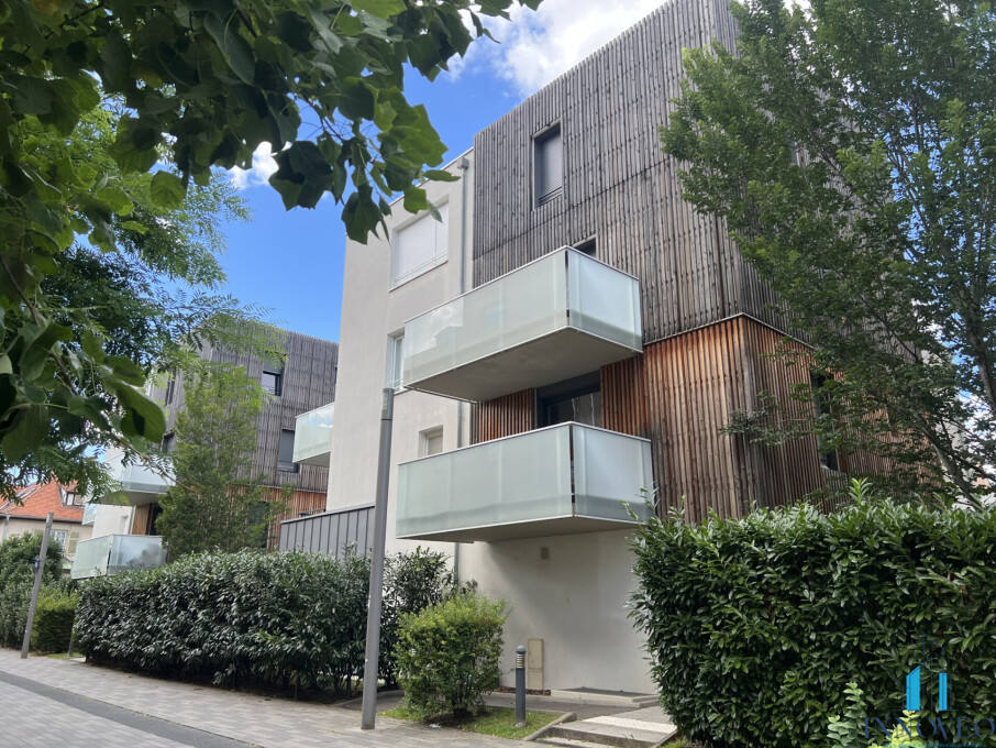 2 chambres Penthouse à Schiltigheim, France No. 317270