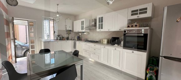 7 rooms House in Avezzano, Italy No. 26153 2