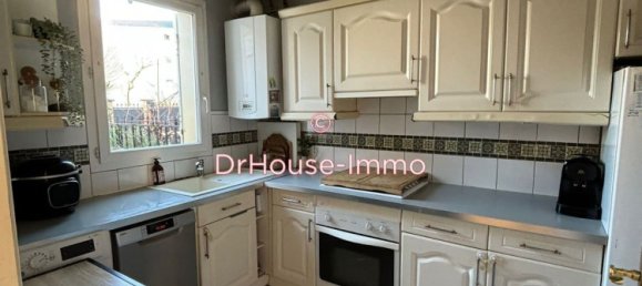 4 bedrooms House in Bezons, France No. 150934 3