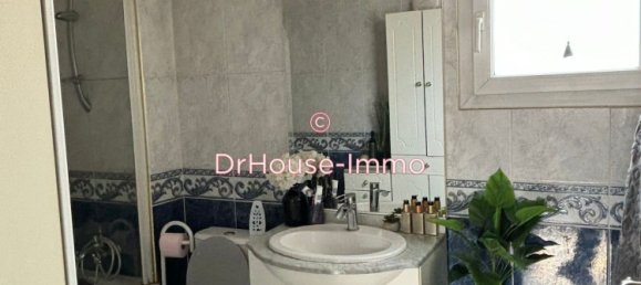 4 bedrooms House in Bezons, France No. 150934 8