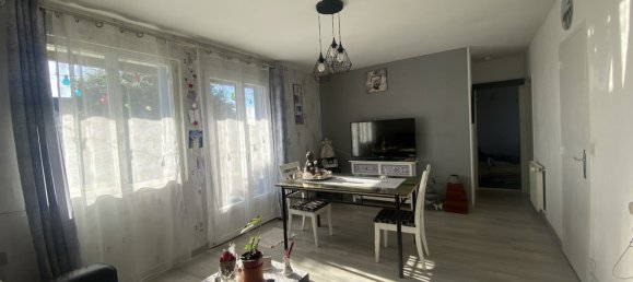 2 bedrooms House in Chateauneuf-en-Thymerais, France No. 210874 13