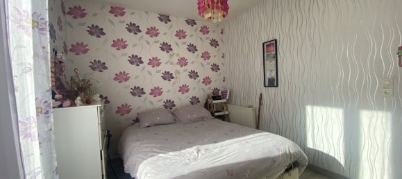 2 bedrooms House in Chateauneuf-en-Thymerais, France No. 210874 4