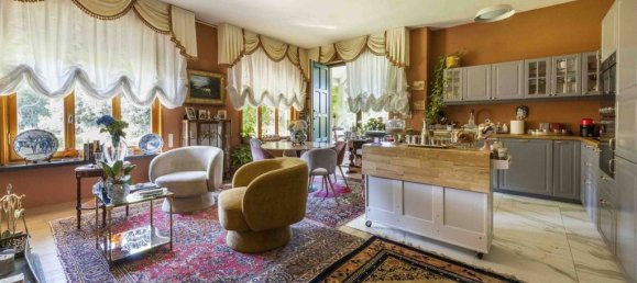 3 bedrooms Villa in Florence, Italy No. 329091 11