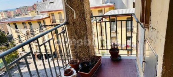 Квартира с 2 спальнями в Генуя, Италия № 317975 2