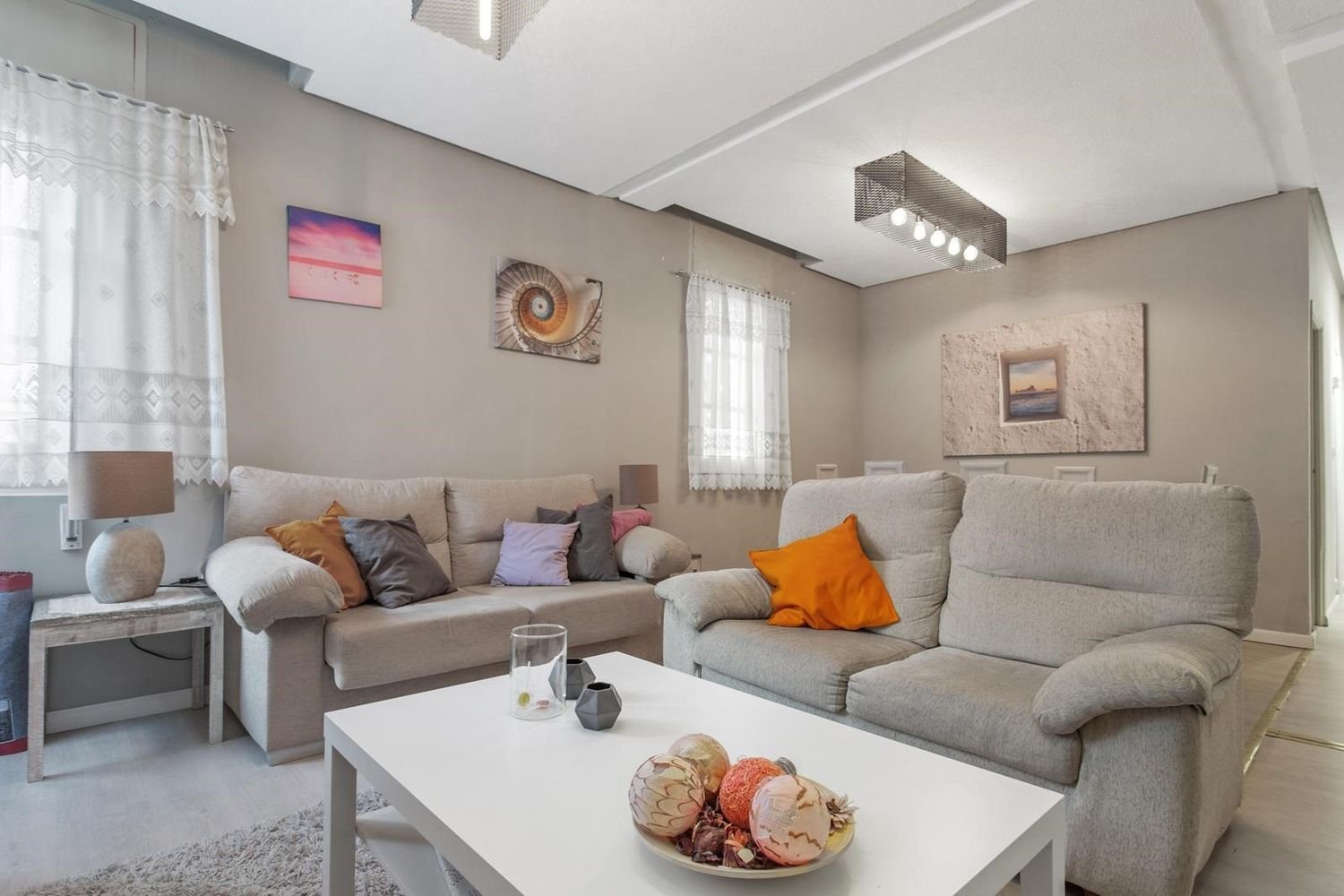 4 bedrooms Building in Madrid, Spain No. 223098