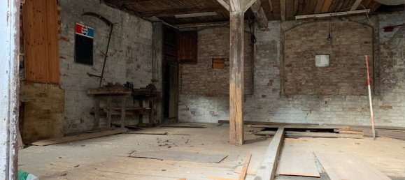 7 rooms House in Wolfenbuttel, Germany No. 126732 5