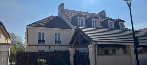 2 Schlafzimmer Doppelhaus in Magny-le-Hongre, France, Nr. 135559 2
