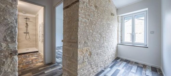 4 bedrooms House in Deux-Sevres, France No. 315502 4