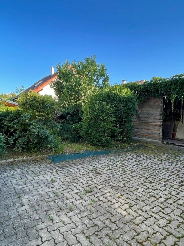  Land in Seekirchen am Wallersee, Austria No. 128408