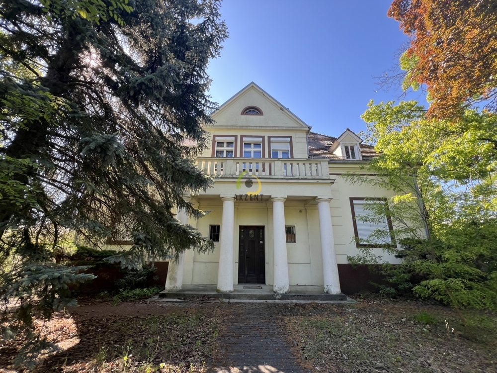 8غرفة عقار تجاري في Teltow-Flaming, Germany رقم 342909