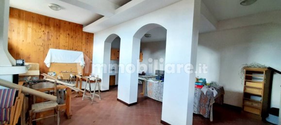 3 bedrooms Villa in Torre Cajetani, Italy No. 223802 10