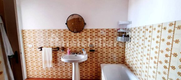 3 bedrooms Villa in Torre Cajetani, Italy No. 223802 7