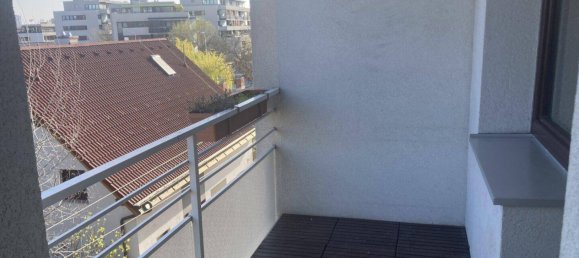 Квартира с 4 комнатами в Вена, Австрия № 204077 4