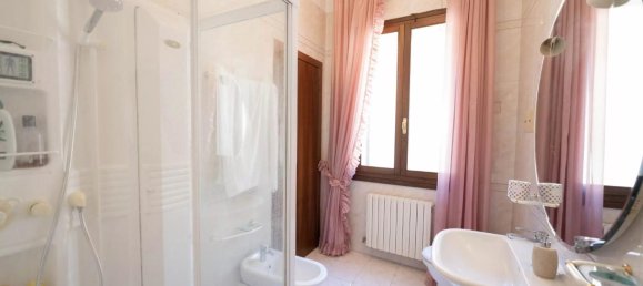 6 rooms Apartment in Venice, Italy No. 127064 29
