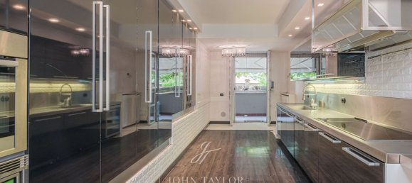 6 bedrooms Apartment in Milan, Italy No. 362656 13