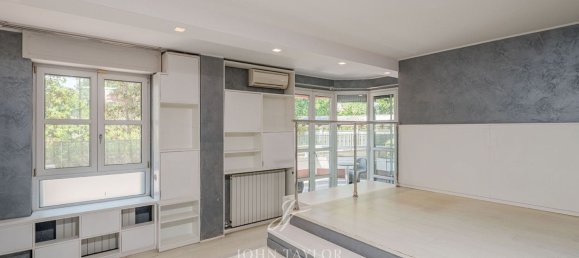 6 bedrooms Apartment in Milan, Italy No. 362656 18