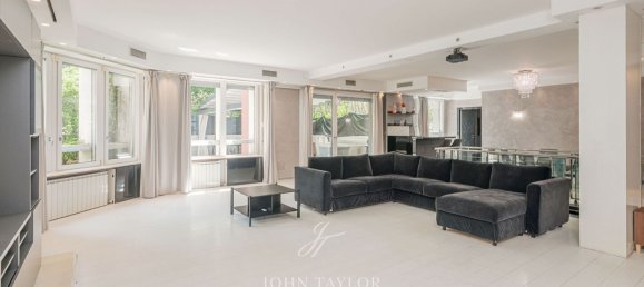 6 bedrooms Apartment in Milan, Italy No. 362656 11