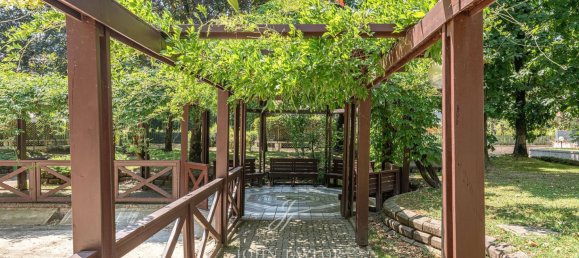 6 bedrooms Apartment in Milan, Italy No. 362656 2