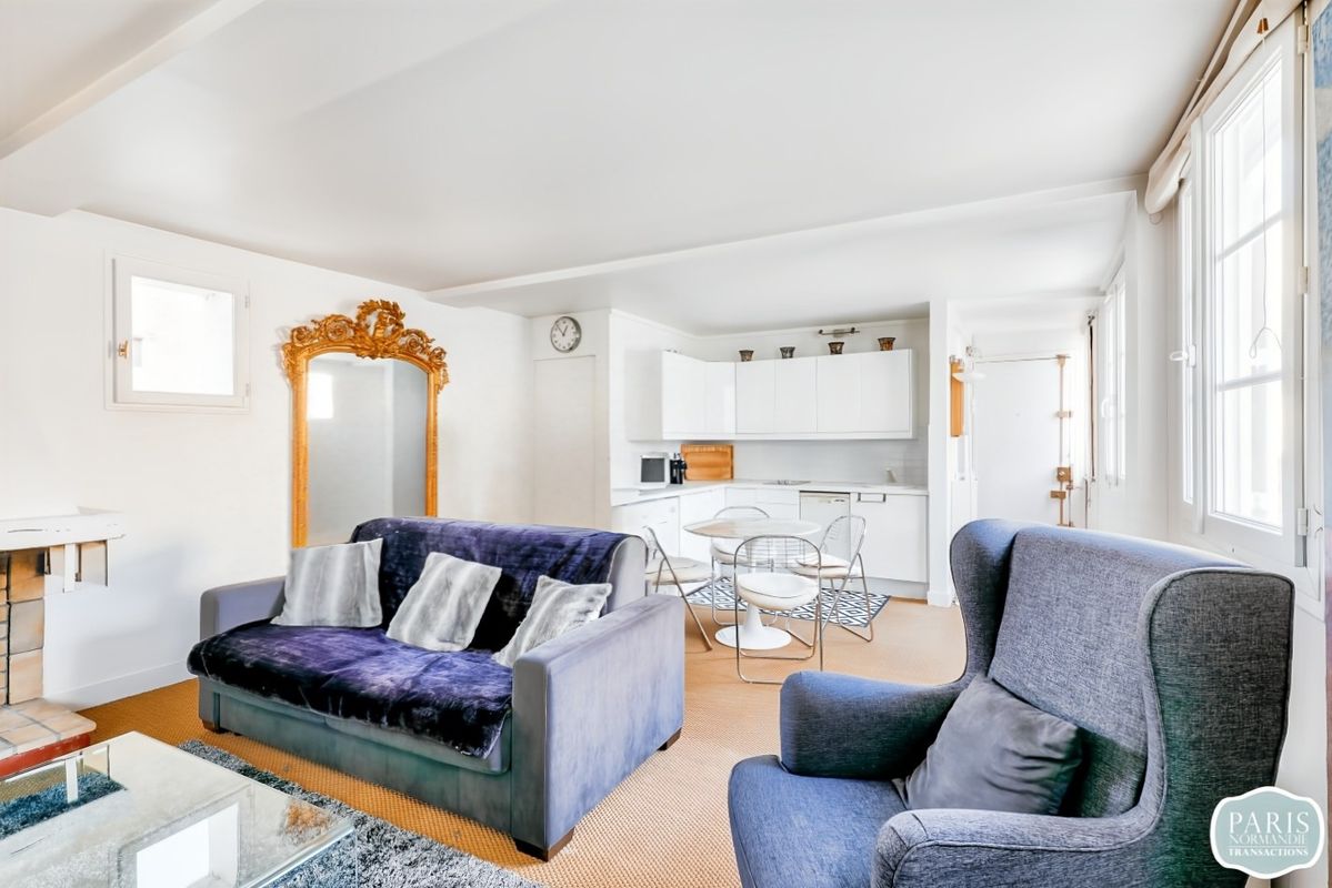 1 bedroom Duplex in Paris, France No. 167429