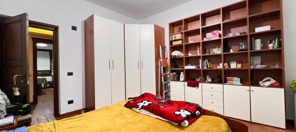 Apartamento de 3 habitaciónes en Brugherio, Italy No. 181128 37