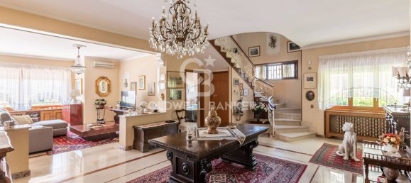 8 rooms Villa in Rome, Italy No. 299859 11