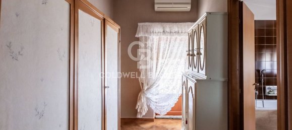 8 rooms Villa in Rome, Italy No. 299859 23