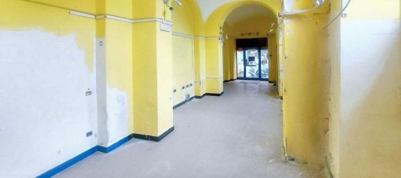 Коммерческая недвижимость 75м² в Савона, Италия № 371980 2