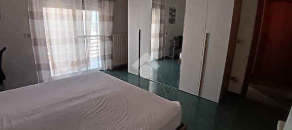 4 Schlafzimmer Wohnung in Cassano delle Murge, Italy, Nr. 309870 4