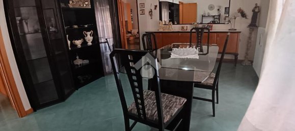 4 Schlafzimmer Wohnung in Cassano delle Murge, Italy, Nr. 309870 21