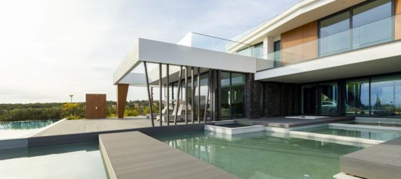 4 bedrooms Villa in Lagoa, Portugal No. 7681 8