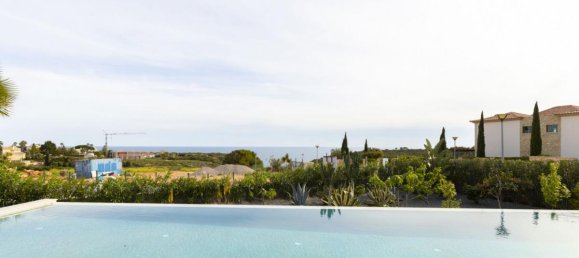 4 bedrooms Villa in Lagoa, Portugal No. 7681 9