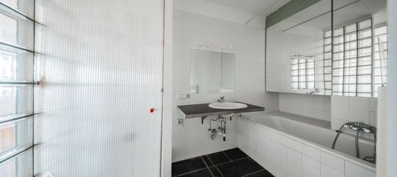 2-salle Appartement à Mariahilf, Austria No. 237601 11