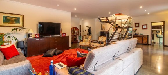 4 bedrooms Duplex in Portimao, Portugal No. 121507 6