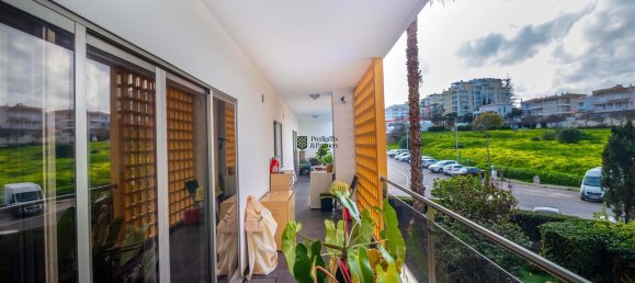 4 bedrooms Duplex in Portimao, Portugal No. 121507 2