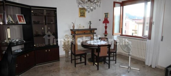 4 bedrooms Villa in Serra San Quirico, Italy No. 118588 9