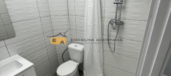 300m² Building in Vila Nova de Gaia, Portugal No. 81694 7