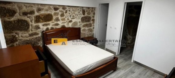 300m² Building in Vila Nova de Gaia, Portugal No. 81694 2