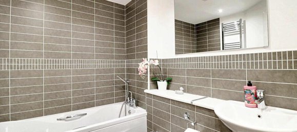 2 Schlafzimmer Wohnung in Biggin Hill, United Kingdom, Nr. 4793 13