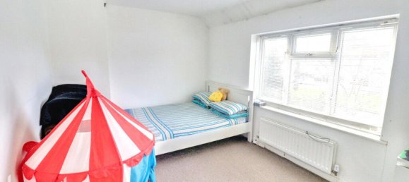 Casa de 2 dormitorios en Dagenham, United Kingdom No. 4824 8