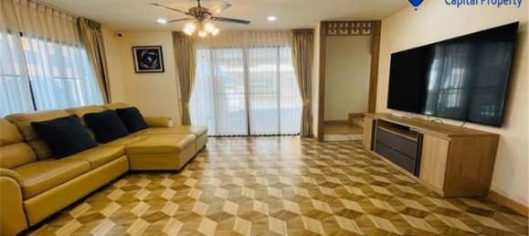 Café/restaurante de 4 dormitorios en Pattaya, Thailand No. 12826 8