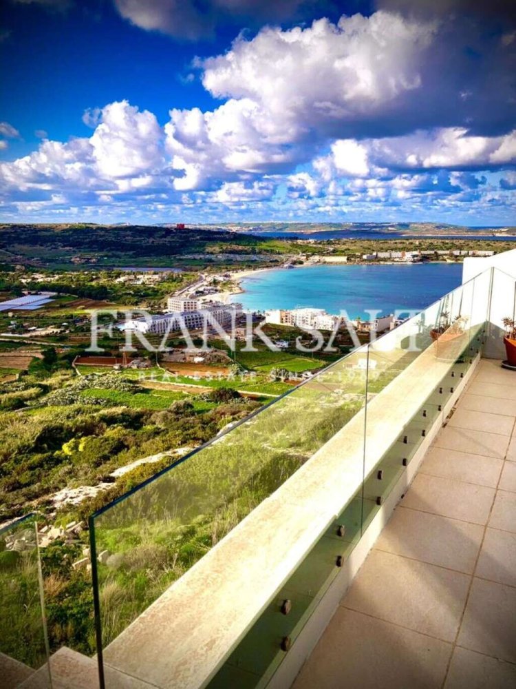 3 bedrooms Penthouse in Mellieha, Malta No. 7756