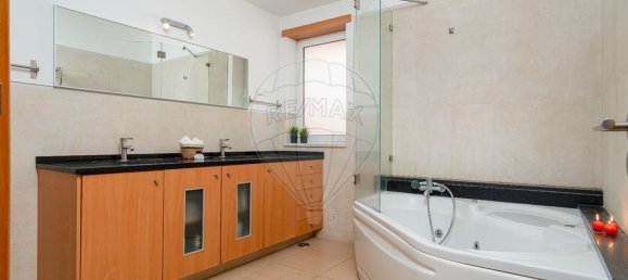 4 bedrooms House in Seixal, Portugal No. 177031 15