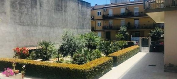 Квартира с 7 комнатами в Маскали, Италия № 200686 2