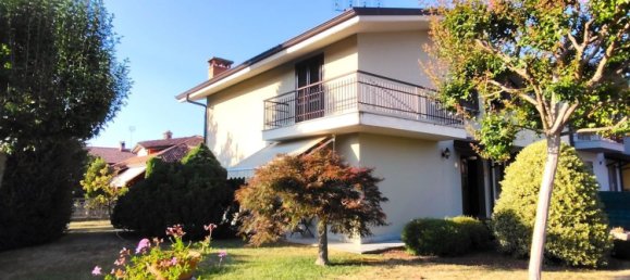 5-Zimmer Haus in Cuneo, Italy, Nr. 260616 2